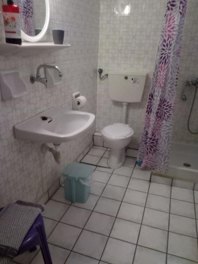 Agnes Rooms Kini Ngoại thất bức ảnh